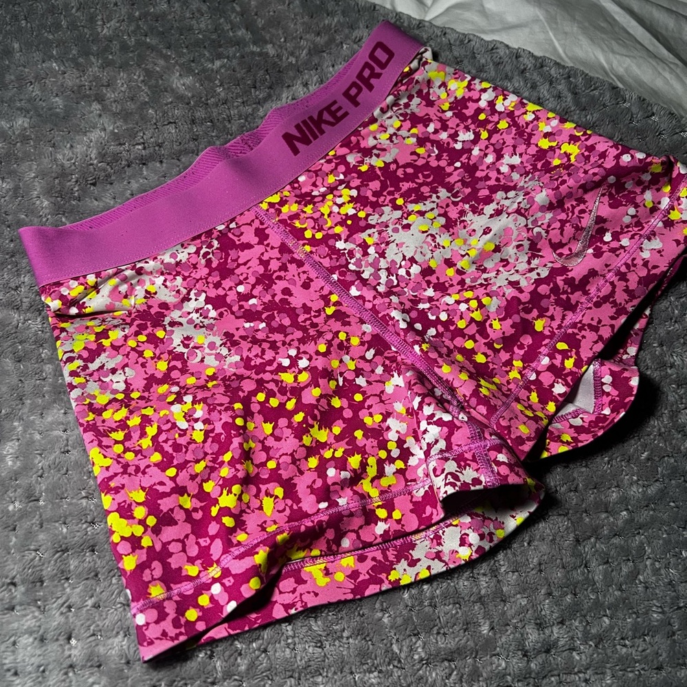 Nike Pros ✔️